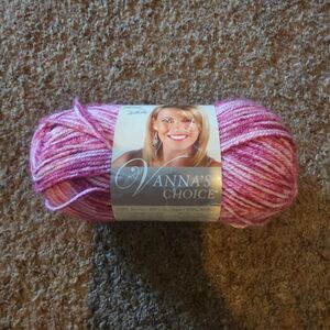 Lion Brand Yarn Vanna's Choice Rose Mist 301 Pink and White NEW